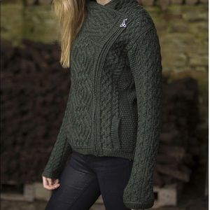 Irish wool knitted sweater